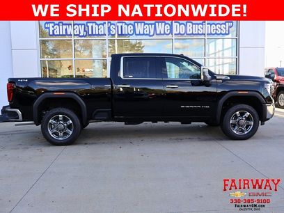 New 2025 GMC Sierra 2500 SLT w/ SLT Convenience Package