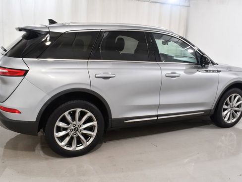 Used 2022 Lincoln Corsair AWD w/ Premium Package image 11