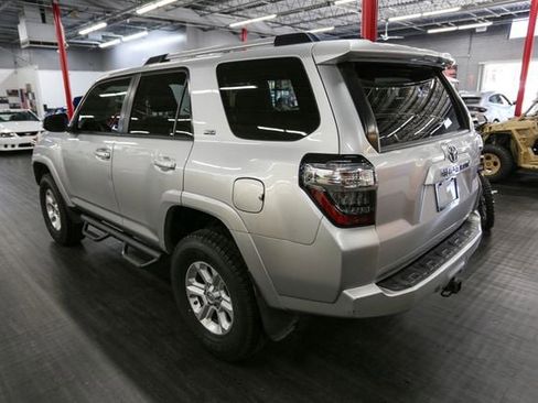 Used 2019 Toyota 4Runner SR5 RWD image 3