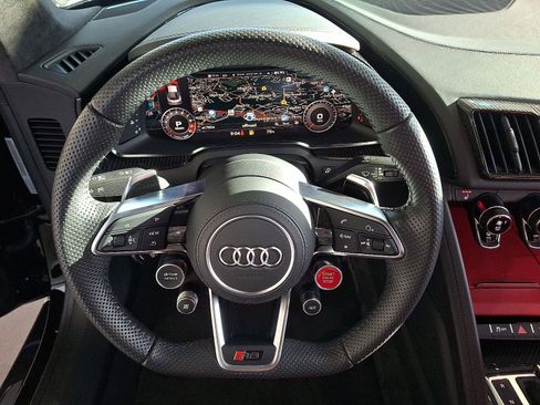 Used 2023 Audi R8 V10 performance image 17