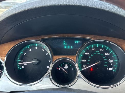 Used 2011 Buick Enclave CXL w/ Trailering Provision Package AWD/4WD image 30