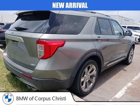 Used 2020 Ford Explorer Platinum w/ Premium Technology Package AWD/4WD image 10