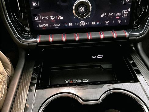 Used 2025 GMC Yukon AT4 w/ LPO, Floor Liner Package image 27