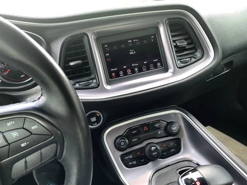 Used 2019 Dodge Challenger SXT RWD image 13
