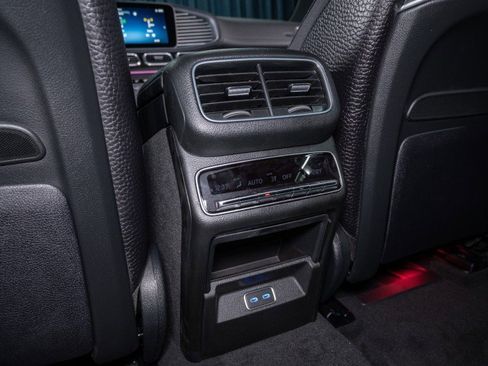 New 2026 Mercedes-Benz GLS 580 4MATIC image 27