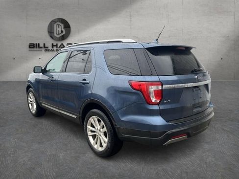 Used 2019 Ford Explorer XLT w/ Equipment Group 202A image 7