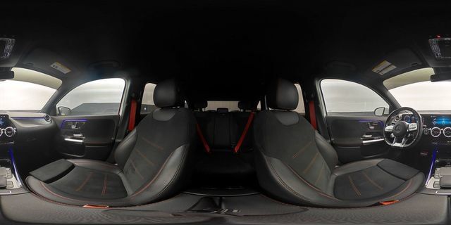 Used 2023 Mercedes-Benz GLA 35 AMG 4MATIC image 29