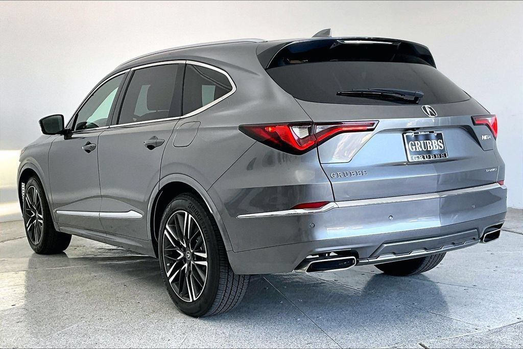 Certified 2025 Acura MDX w/ Advance Package AWD/4WD image 15