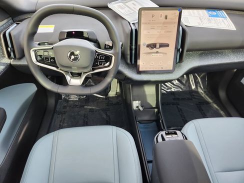 New 2026 Volvo EX30 Ultra w/ Climate Package image 16