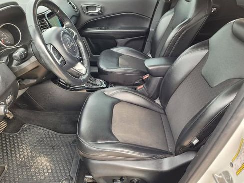 Used 2020 Jeep Compass Latitude image 27