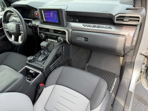 Certified 2025 Toyota Tacoma TRD Sport AWD/4WD image 19
