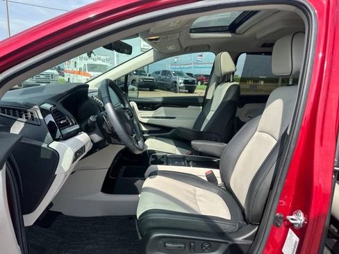 Used 2025 Honda Odyssey Elite image 27
