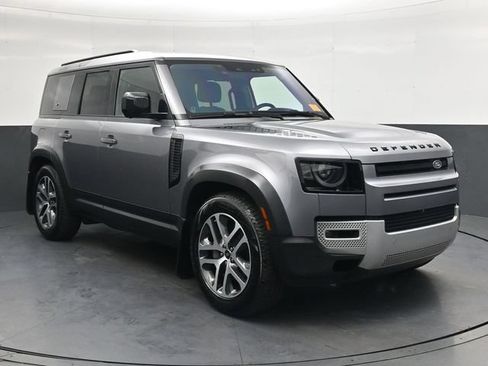 Used 2020 Land Rover Defender 110 SE AWD/4WD image 2