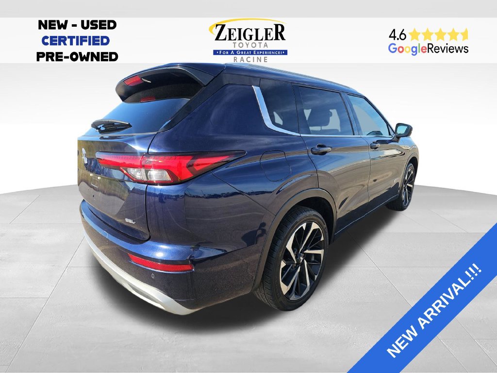 Used 2023 Mitsubishi Outlander SEL FWD image 4