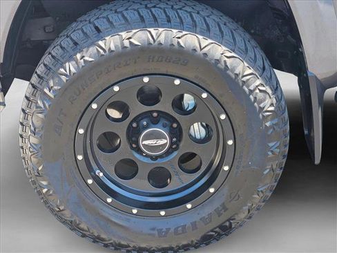 Used 2017 Toyota Tacoma Limited w/ Tow Package AWD/4WD image 22