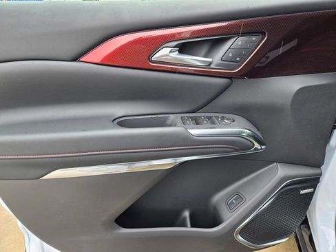 New 2026 Chevrolet Traverse RS AWD/4WD image 12