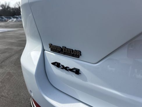 New 2026 Jeep Grand Cherokee Limited image 35