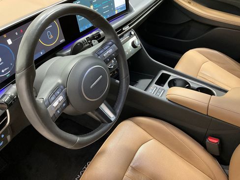 Used 2024 Hyundai Sonata Limited image 12