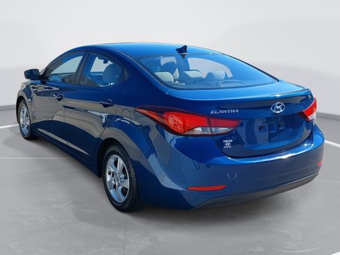 Used 2014 Hyundai Elantra SE image 7