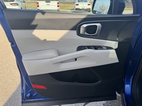 Used 2021 Kia Sorento S w/ Panoramic Sunroof Package image 10