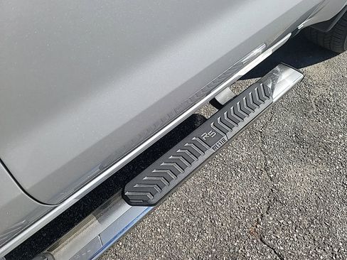 Used 2021 GMC Sierra 1500 SLT w/ SLT Convenience Package image 9