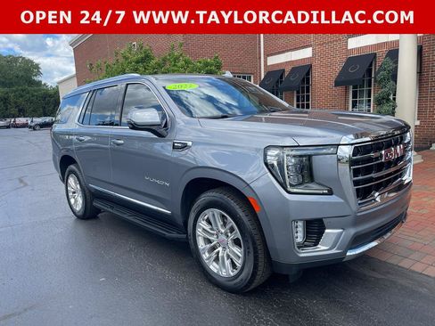 Used 2022 GMC Yukon SLT w/ SLT Premium Package AWD/4WD image 5