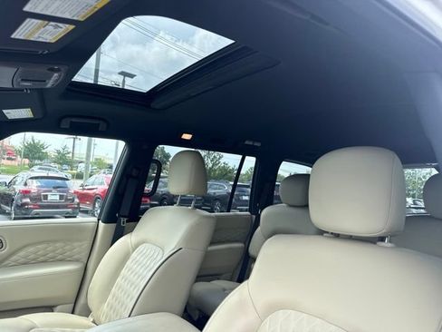 Used 2024 INFINITI QX80 Sensory w/ Cargo Package AWD/4WD image 2