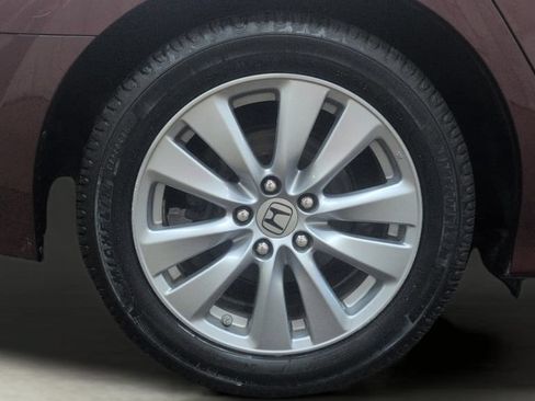 Used 2011 Honda Accord EX image 24