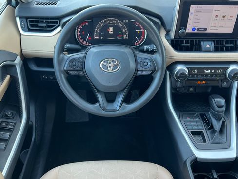 Certified 2023 Toyota RAV4 XLE AWD/4WD image 14