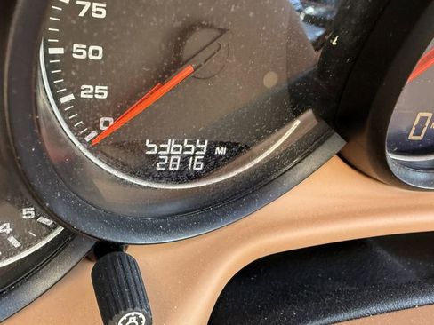 Used 2015 Porsche Panamera Turbo image 5