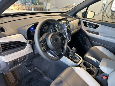 Used 2025 Subaru Forester Limited image 70