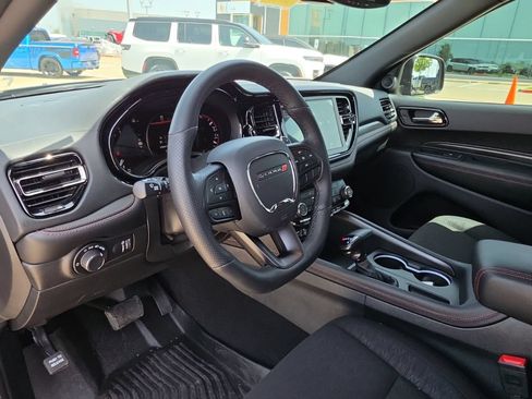 Used 2025 Dodge Durango GT w/ Blacktop Package RWD image 10