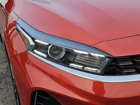 Certified 2024 Kia Forte GT-Line image 10