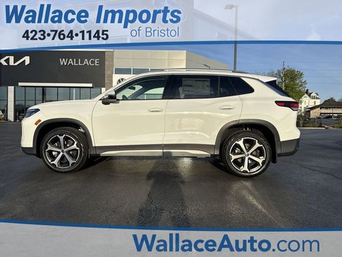 New 2026 Volkswagen Tiguan SE AWD/4WD image 1
