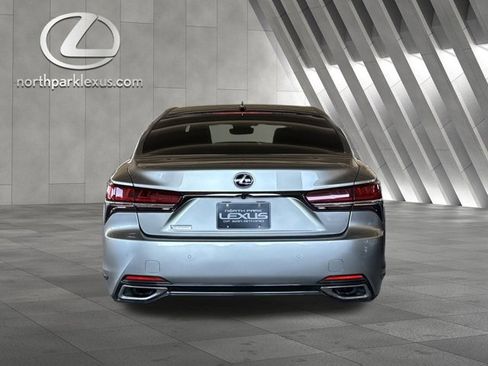 Used 2018 Lexus LS 500 F Sport w/ Accessory Package (Z2) image 8