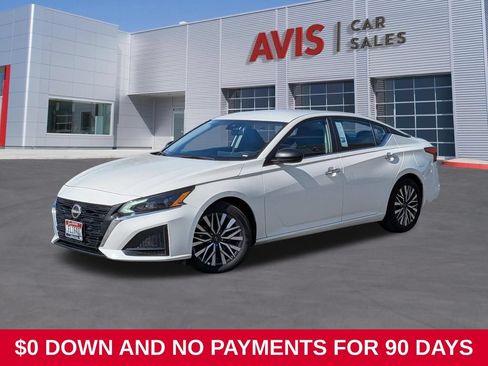 Used 2025 Nissan Altima 2.5 SV FWD image 1