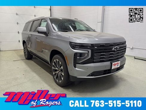 New 2026 Chevrolet Suburban High Country AWD/4WD image 1
