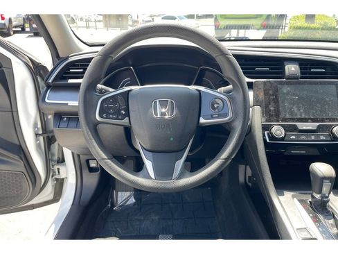 Used 2018 Honda Civic EX image 16