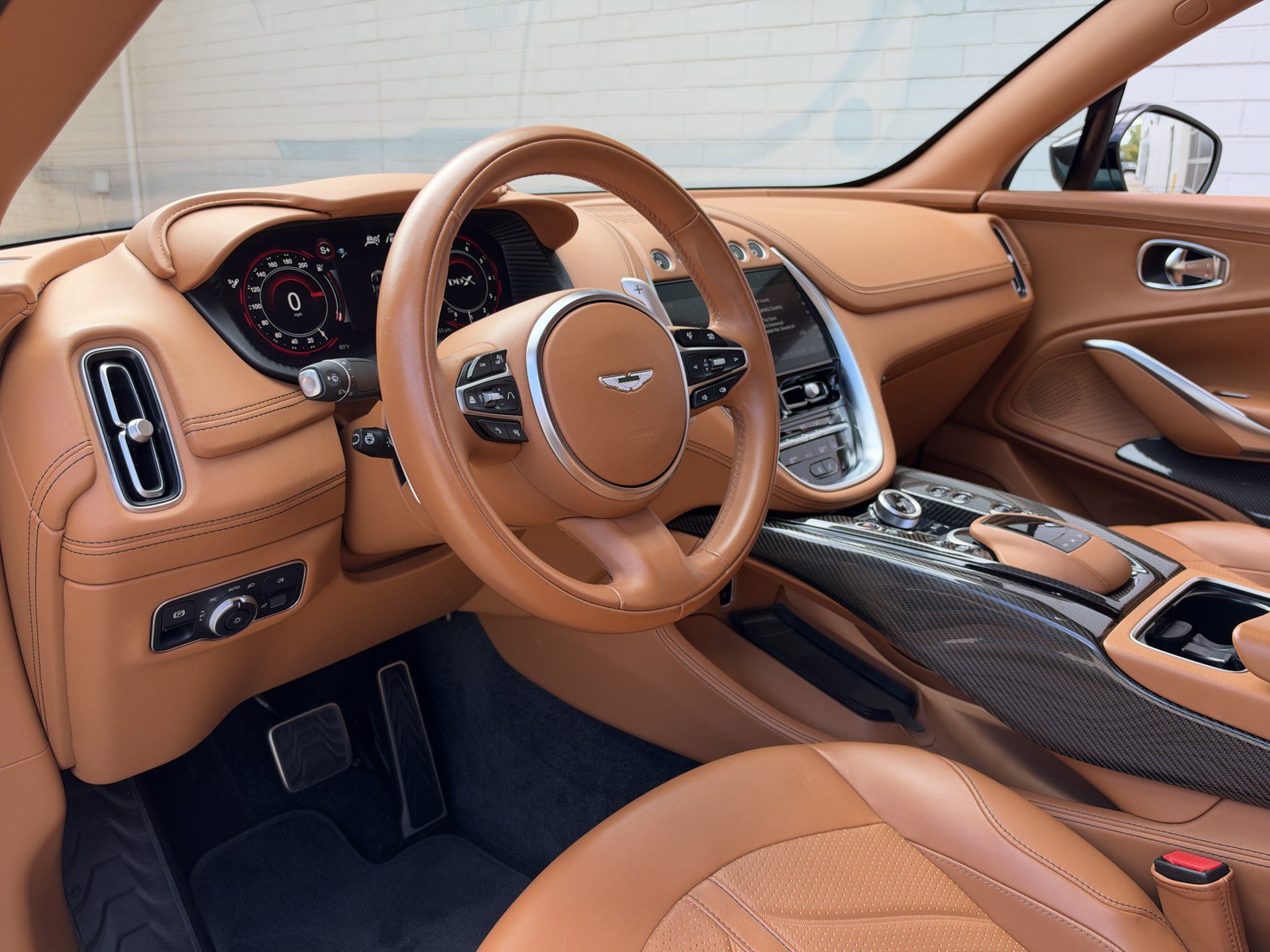 Used 2023 Aston Martin DBX 707 AWD/4WD image 3