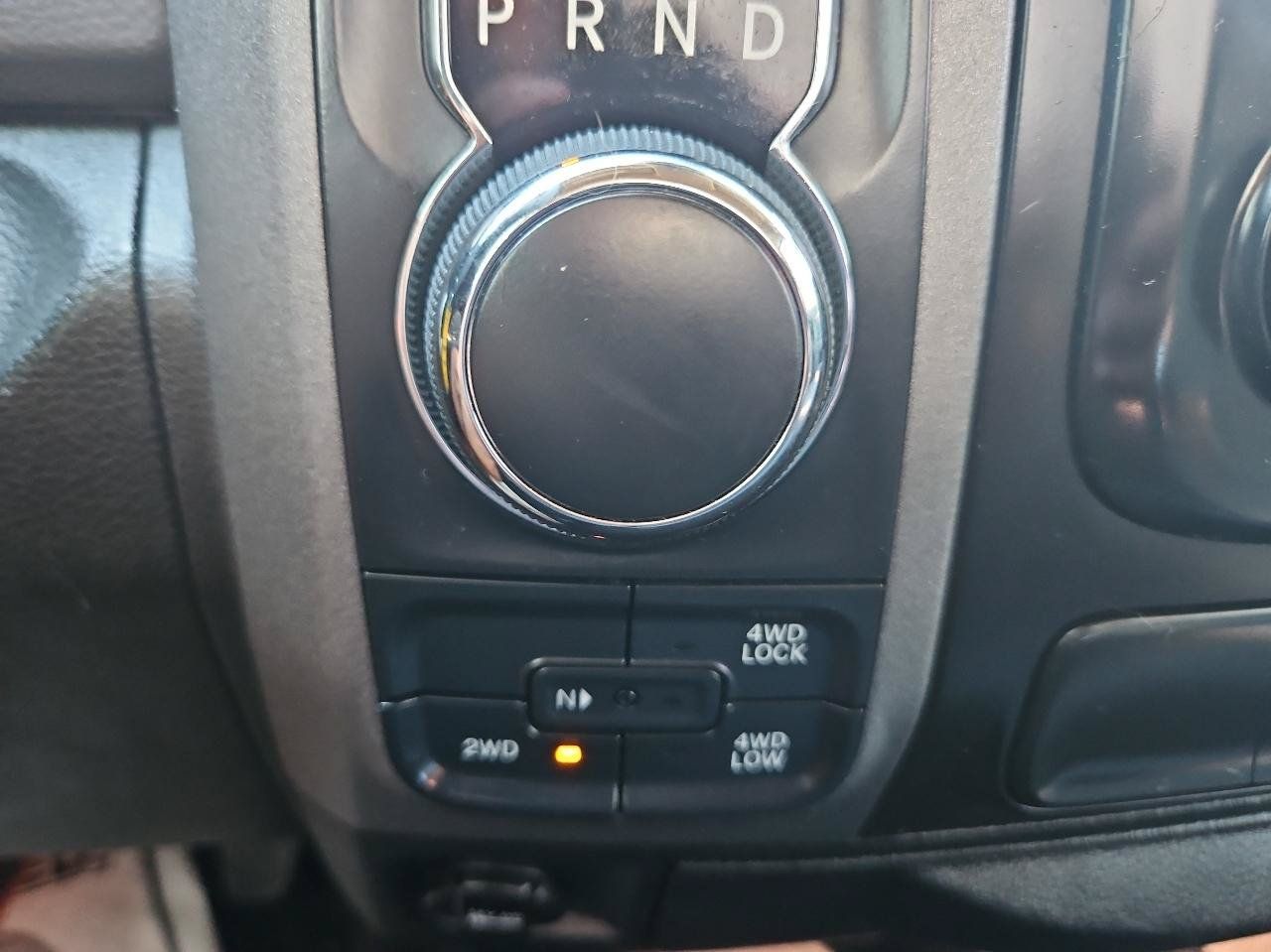 Used 2018 RAM 1500 Express AWD/4WD image 27