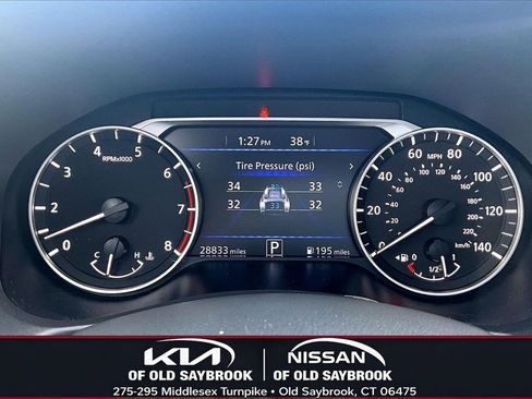 Used 2023 Nissan Altima 2.5 SR w/ SR Premium Package image 11