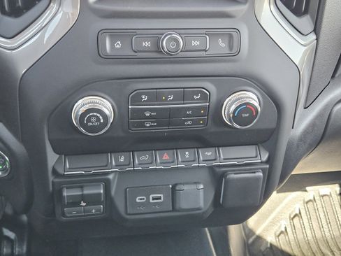 New 2026 GMC Sierra 2500 Pro w/ Convenience Package image 14