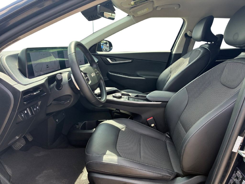 Used 2024 Kia EV6 Light AWD/4WD image 22