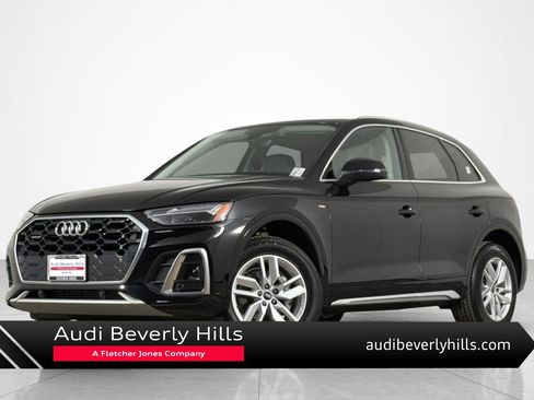 Used 2023 Audi Q5 2.0T Premium w/ Convenience Package AWD/4WD image 1