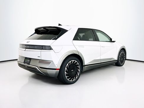 Used 2023 Hyundai Ioniq 5 Limited image 9