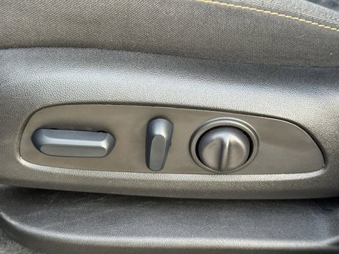 Used 2024 Chevrolet Equinox LT image 20