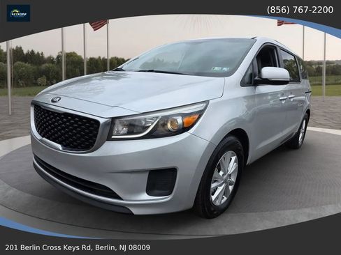 Used 2016 Kia Sedona LX w/ LX Convenience Package FWD image 1