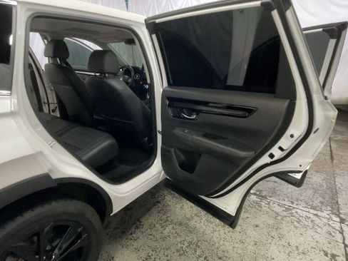 Used 2025 Honda CR-V EX-L image 19