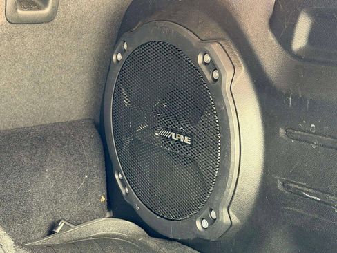 Used 2021 Jeep Wrangler Unlimited Sahara image 33