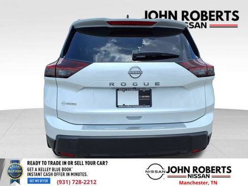 New 2026 Nissan Rogue SV FWD image 15